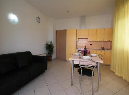 Aparthotel Paradise Rimini