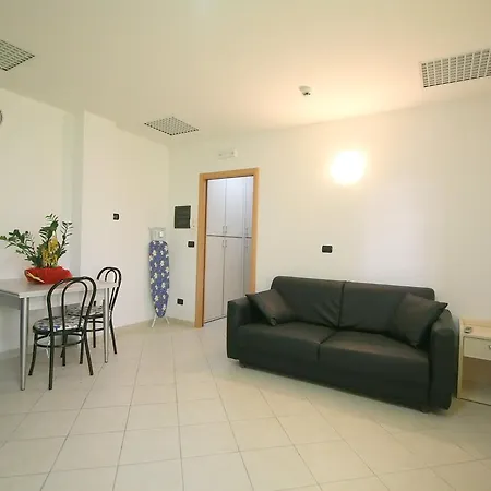 Paradise 3* Римини