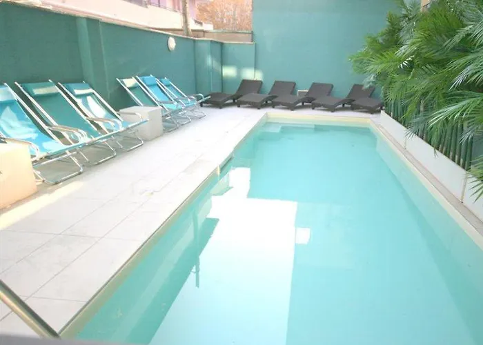 Paradise 4* Римини