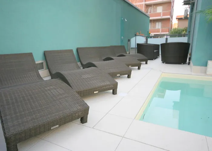 Paradise 4* Римини