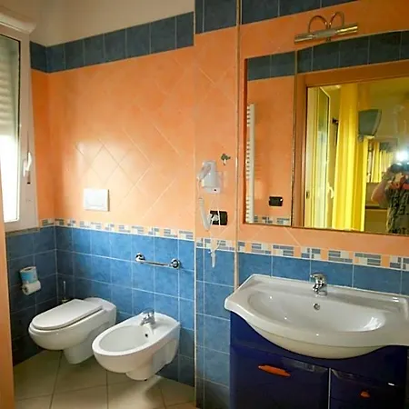 Aparthotel Paradise 4*