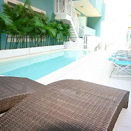Paradise Aparthotel Rimini