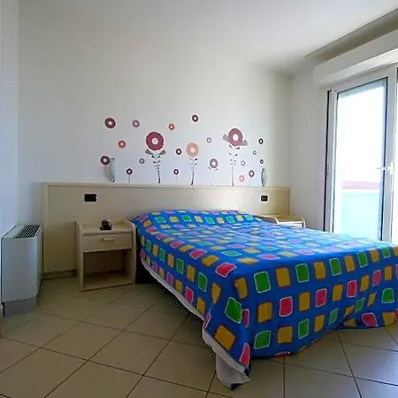 Paradise 4* Rimini