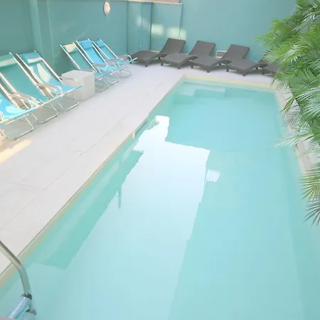 Paradise Aparthotel 4*