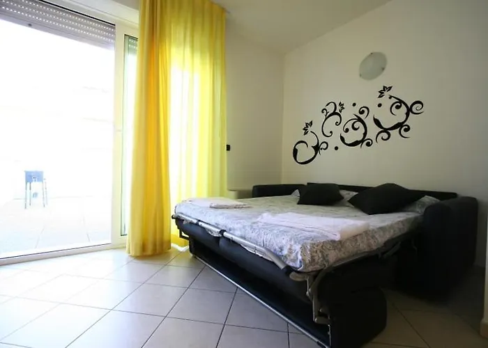 Aparthotel Paradise 4*