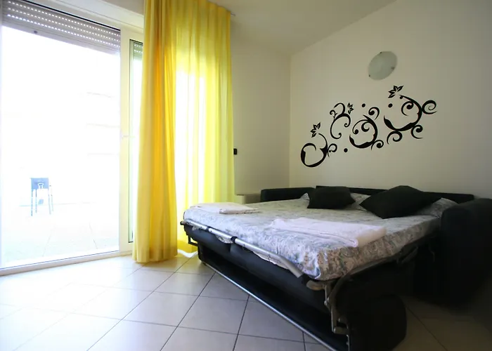 Aparthotel Paradise 4*